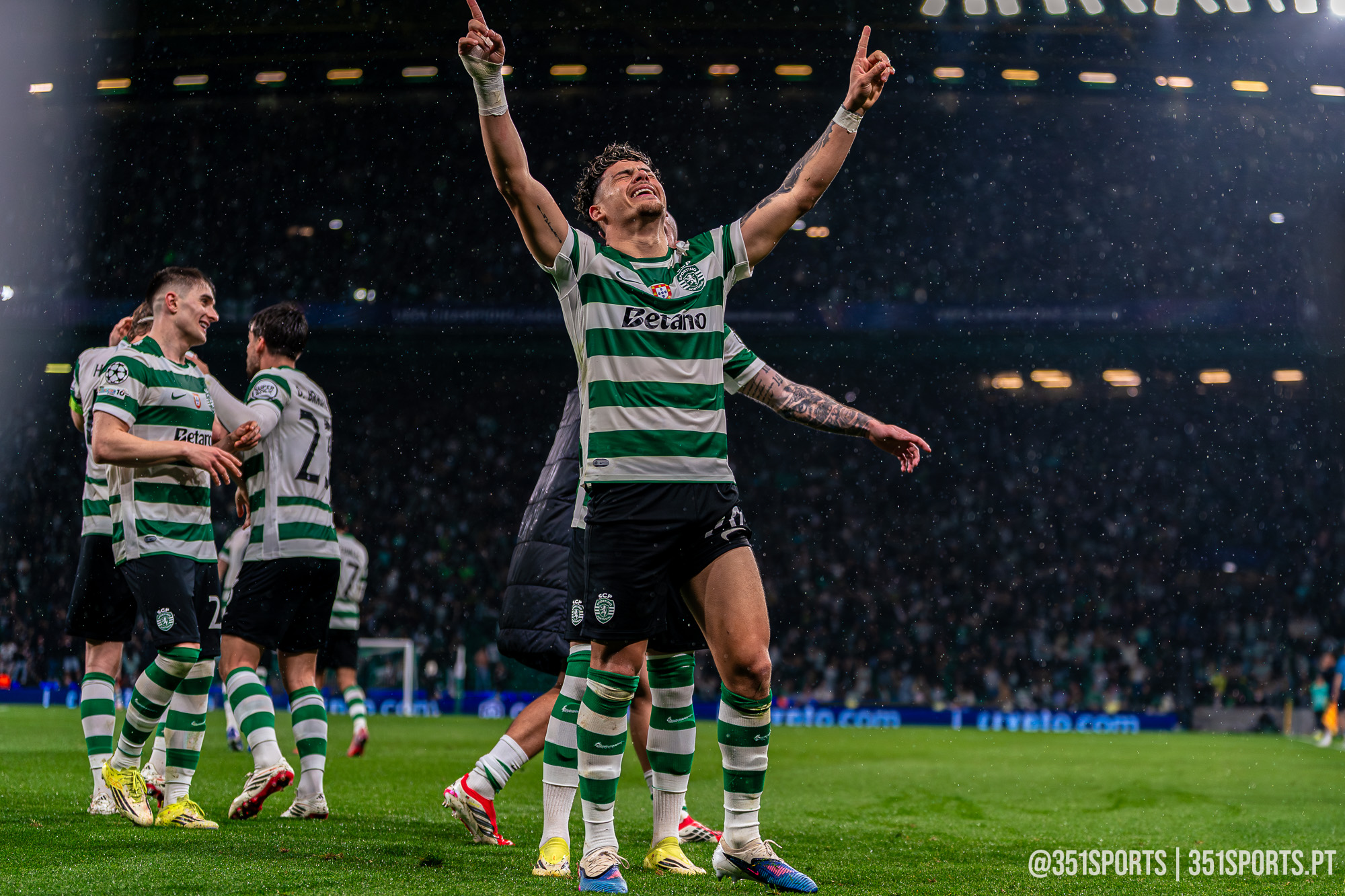 Sporting assina remontada histórica em Alvalade e segue em frente na Champions League