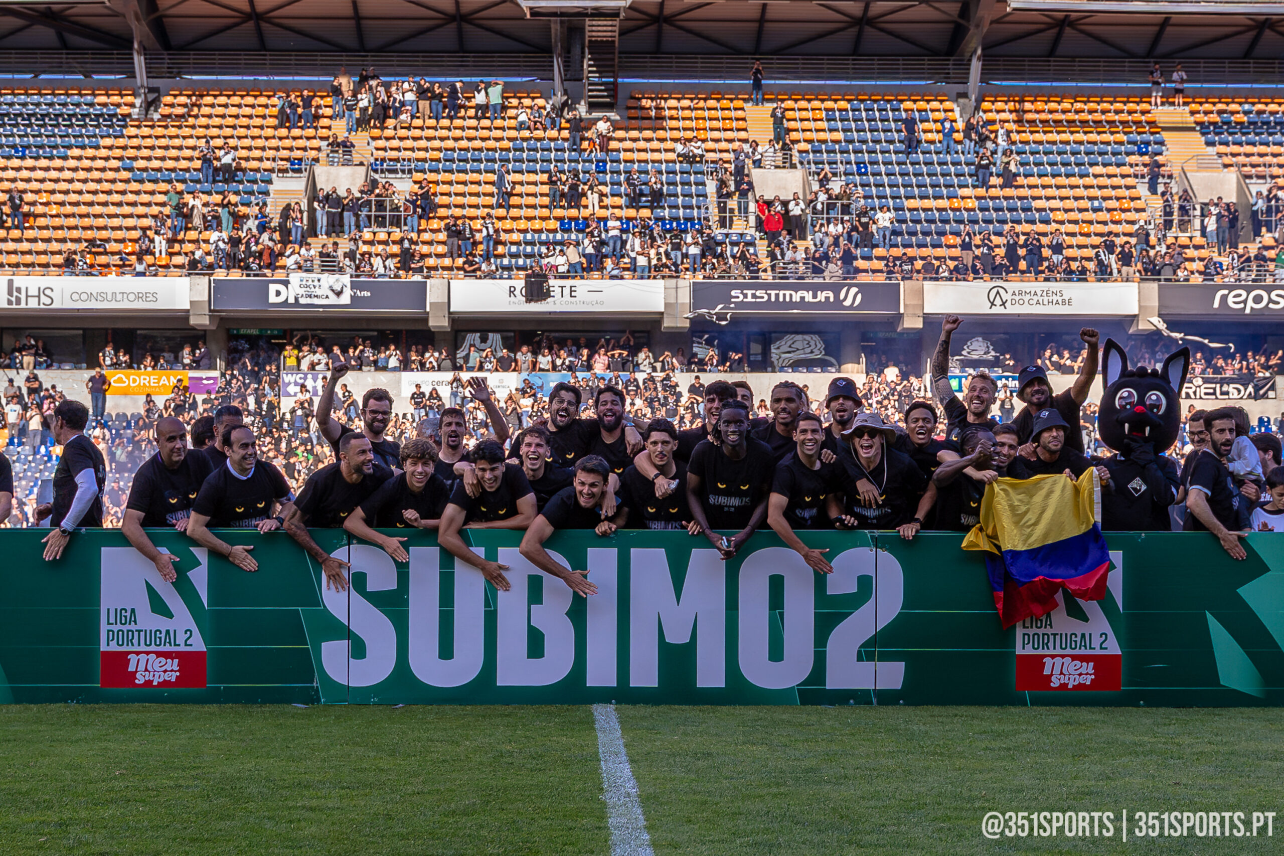 Académica está de regresso à Liga 2 numa tarde histórica em Coimbra
